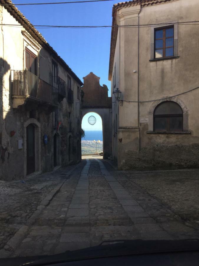 La Casa del Miele di Borgo Carbone Locri Exterior foto