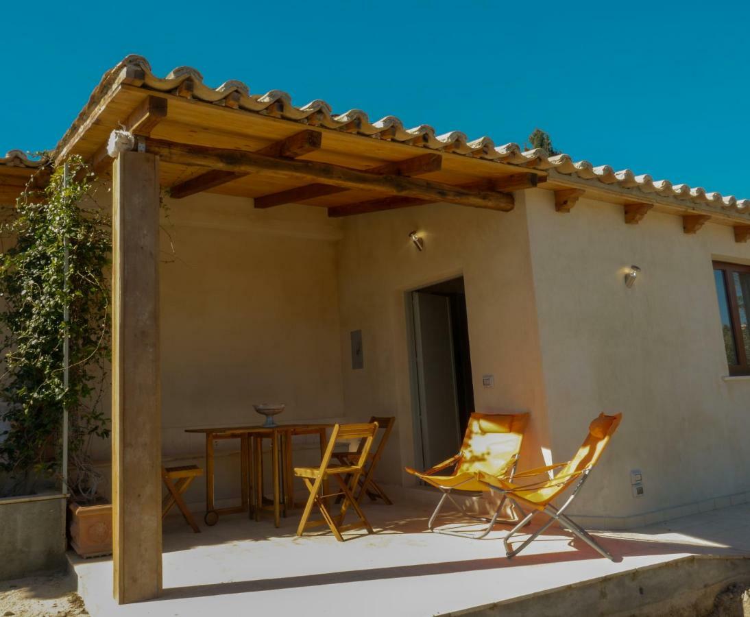La Casa del Miele di Borgo Carbone Locri Exterior foto